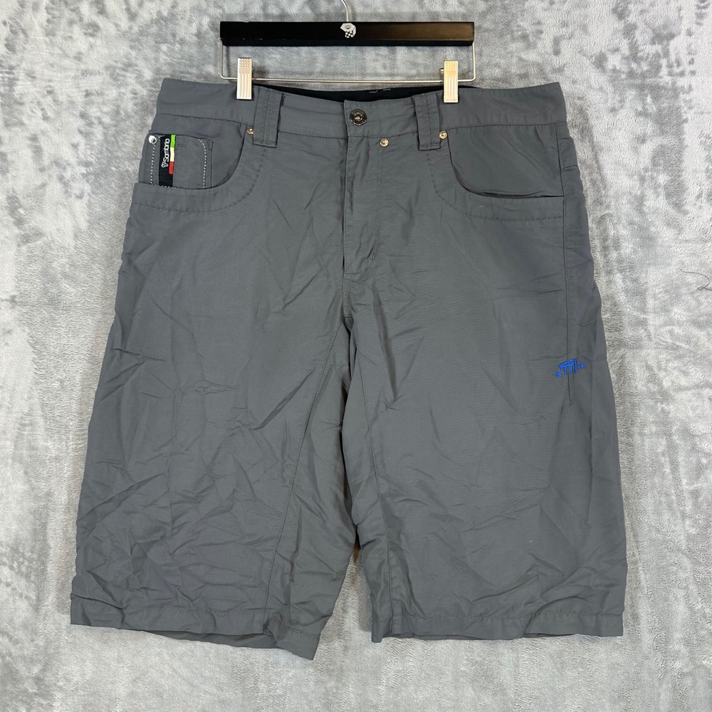 Sombrio Cartel Technical Mountain Bike Shorts Men's Size XXL Gray Mesh Lined